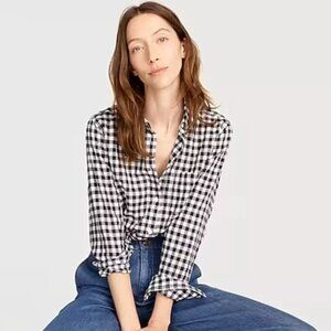 J.Crew Classic-Fit Button Down Shirt in Crinkle Gingham Navy Blue White 6